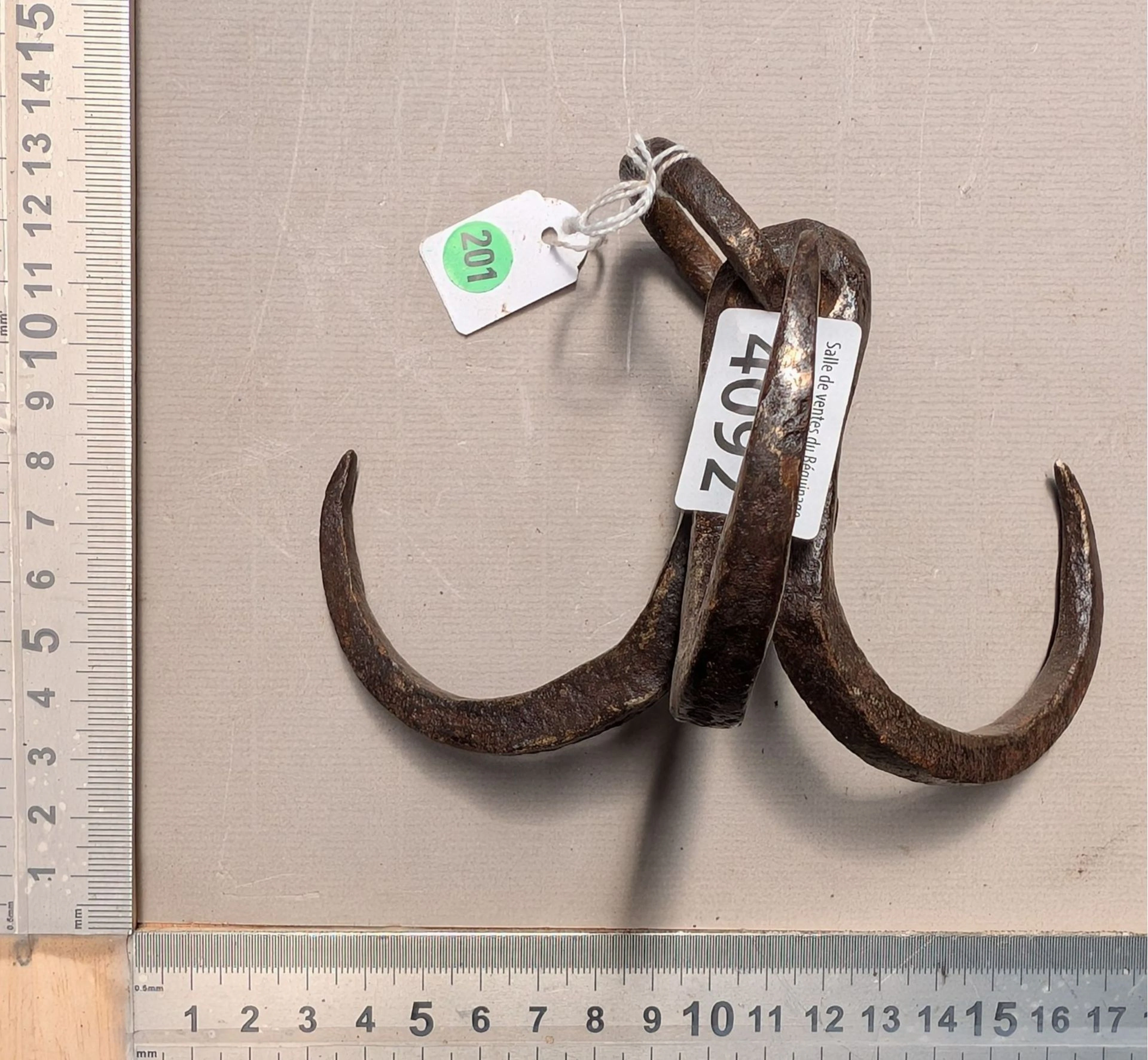 Antique forged grapple - See photos for dimensions and condition
