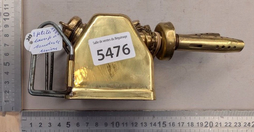 2 copper soldering lamps—see photos for dimensions and condition