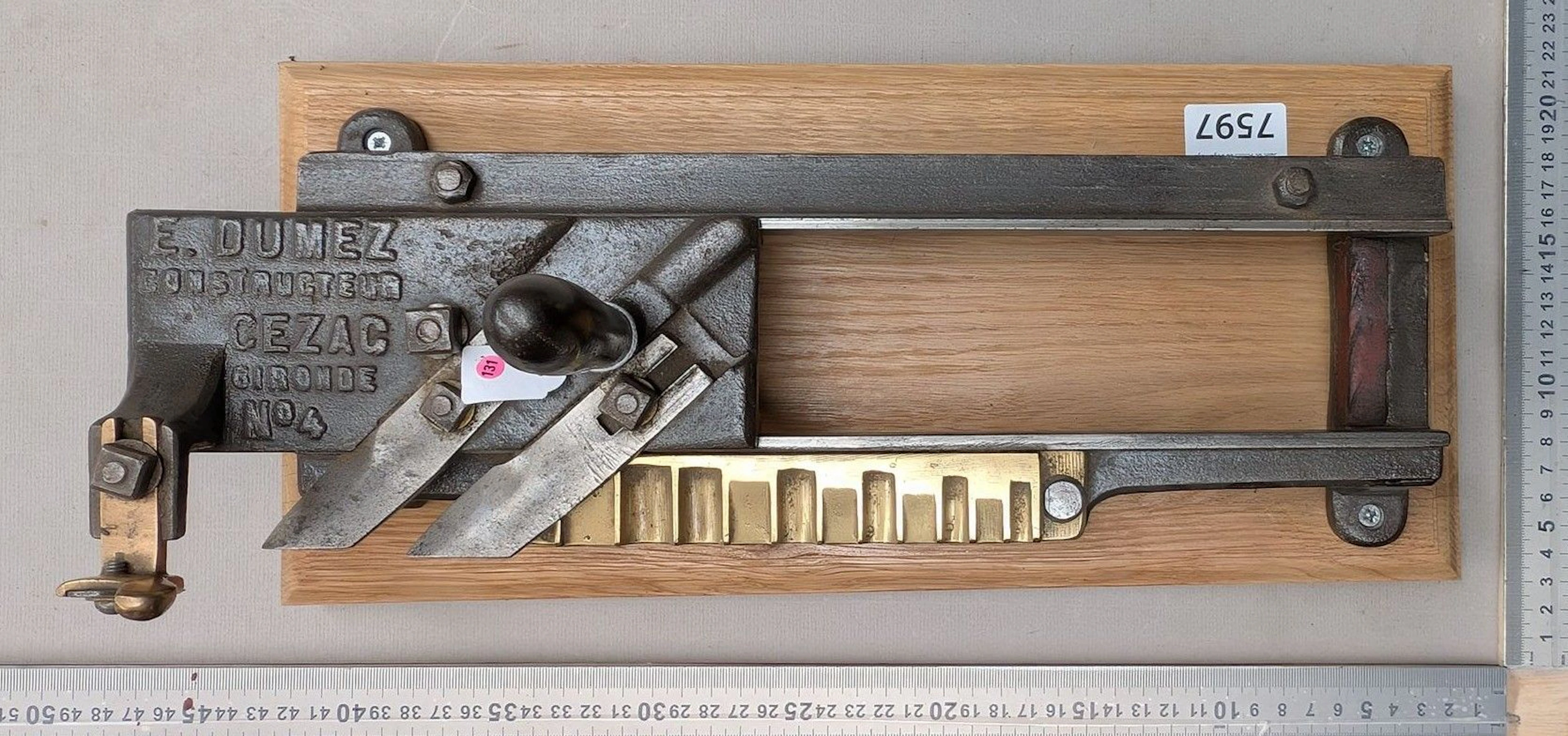 Vintage E.DUMEZ grafting tool—see photos for dimensions and condition