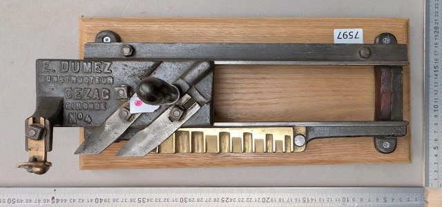 Vintage E.DUMEZ grafting tool—see photos for dimensions and condition