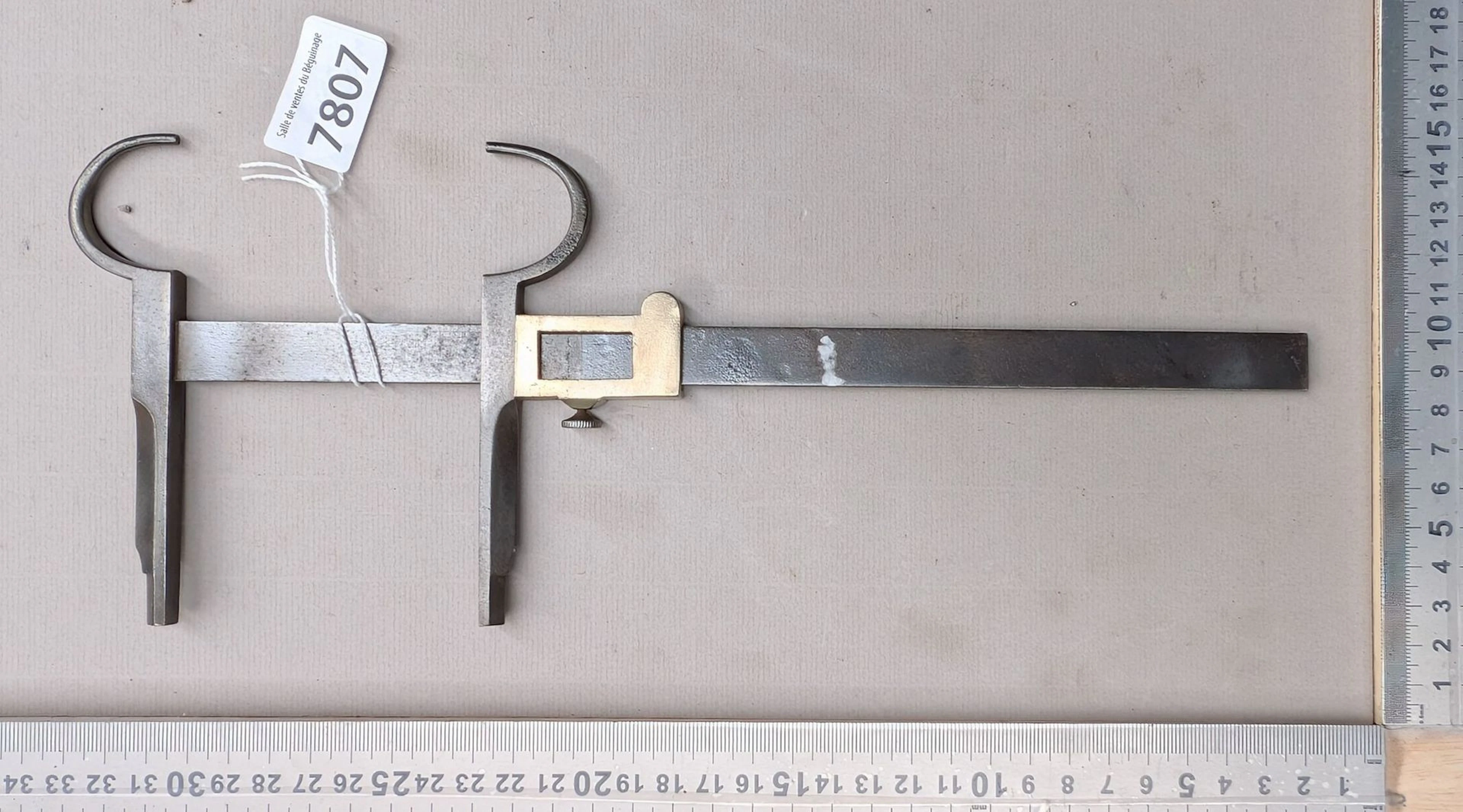 Antique caliper - See photos for dimensions and condition