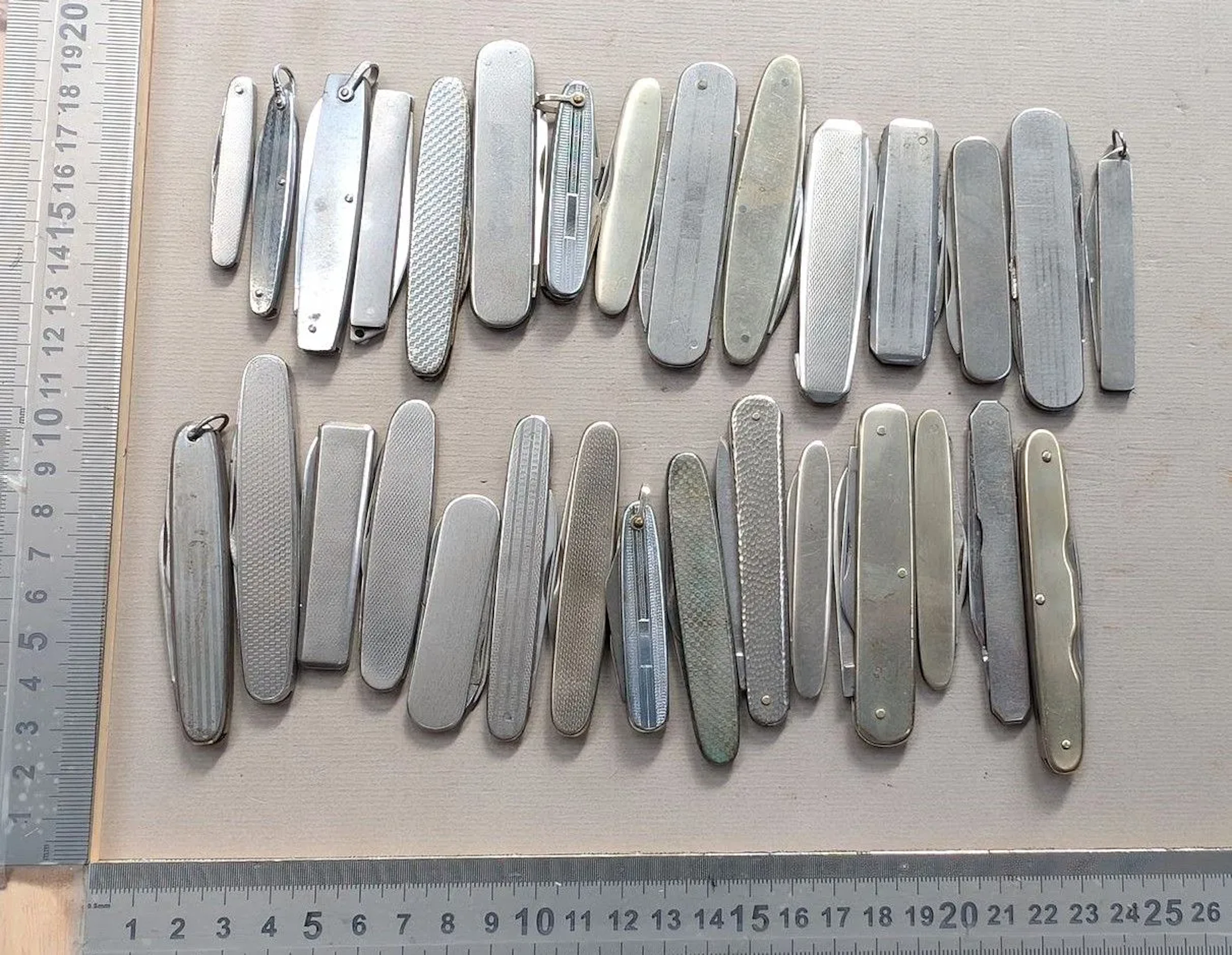 Set of 30 antique silver-plated pocket knives from 1900—see photos