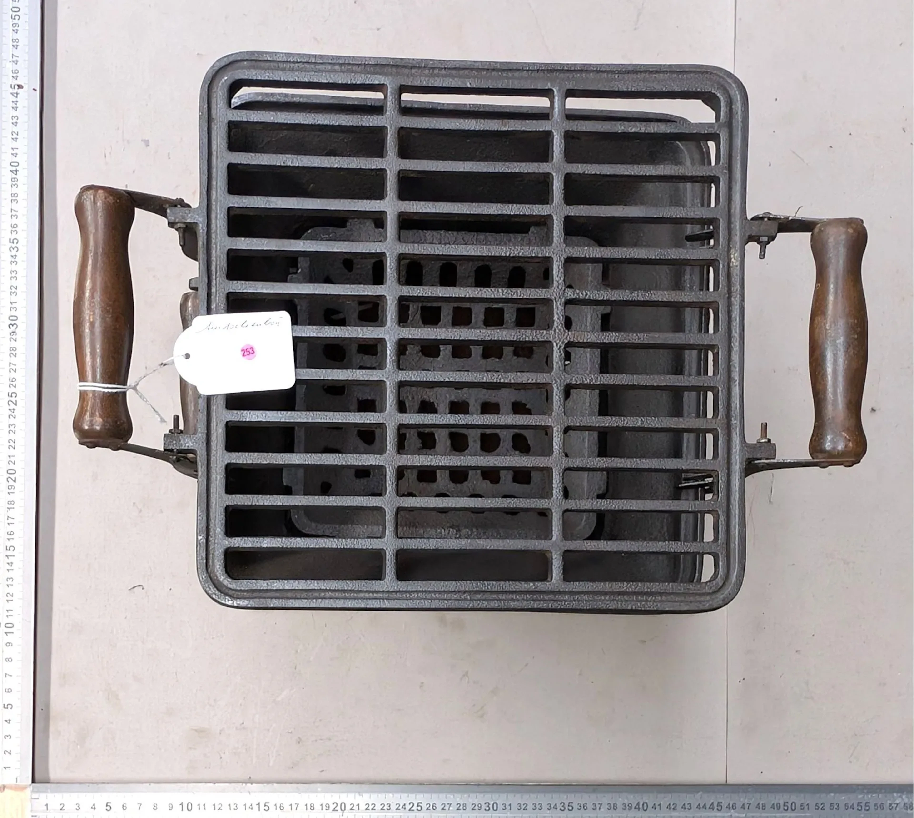 Vintage cast-iron mini barbecue—see photos for dimensions and condition
