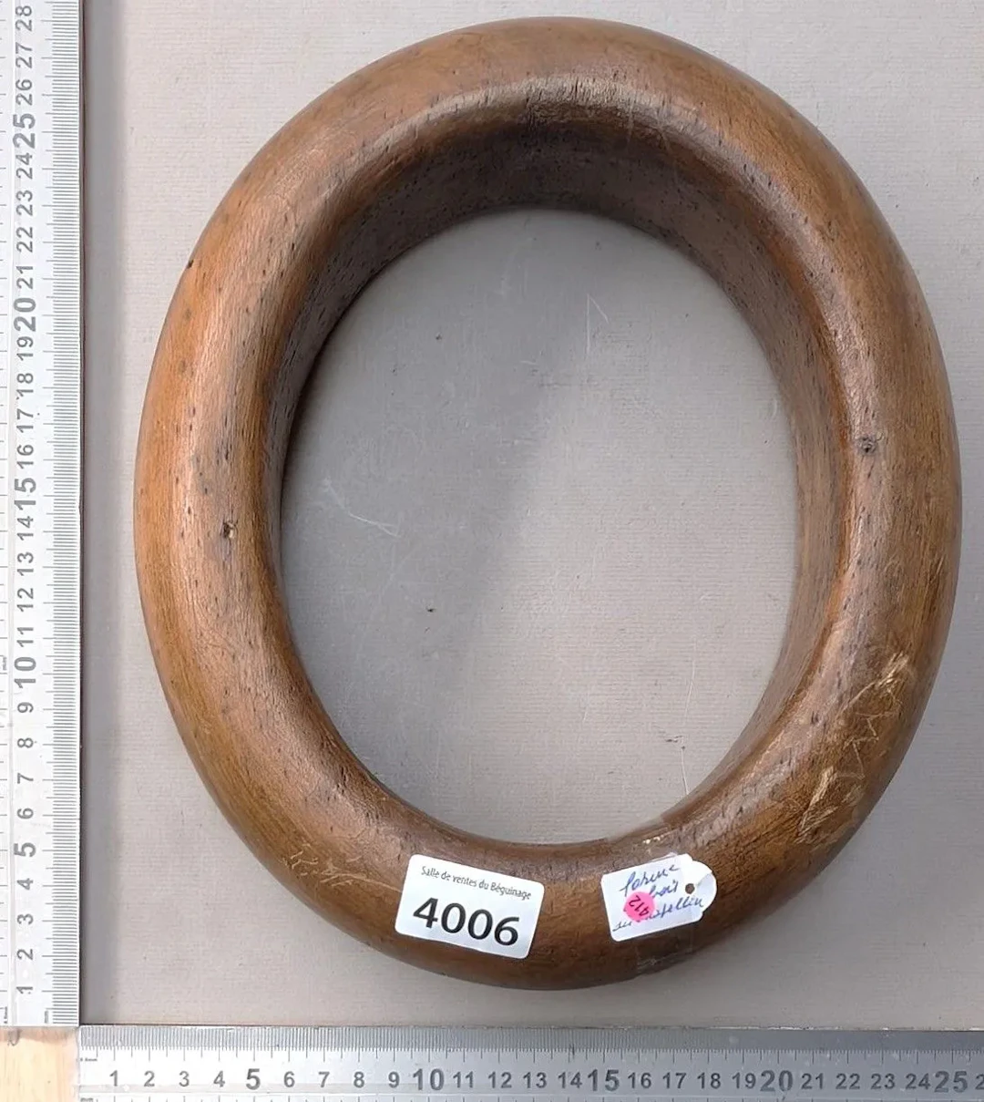 Wooden hat-maker's mold - See photos for dimensions and condition