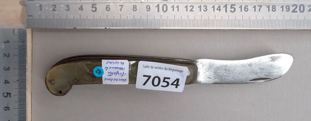 Antique pruning knife with a horn handle (folding) - See photos for