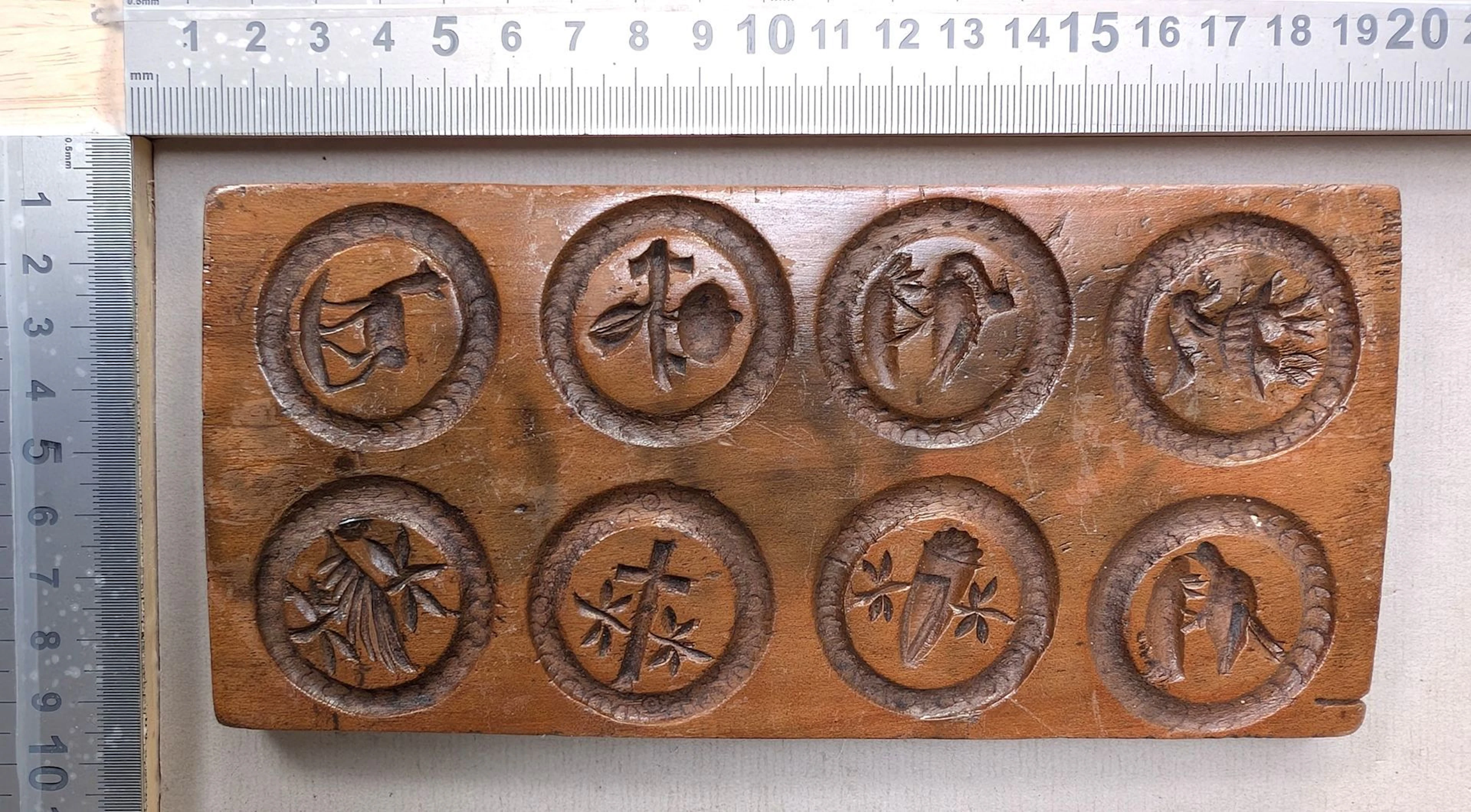 1 rare antique carved wooden mold with folk motifs, circa 1800—see