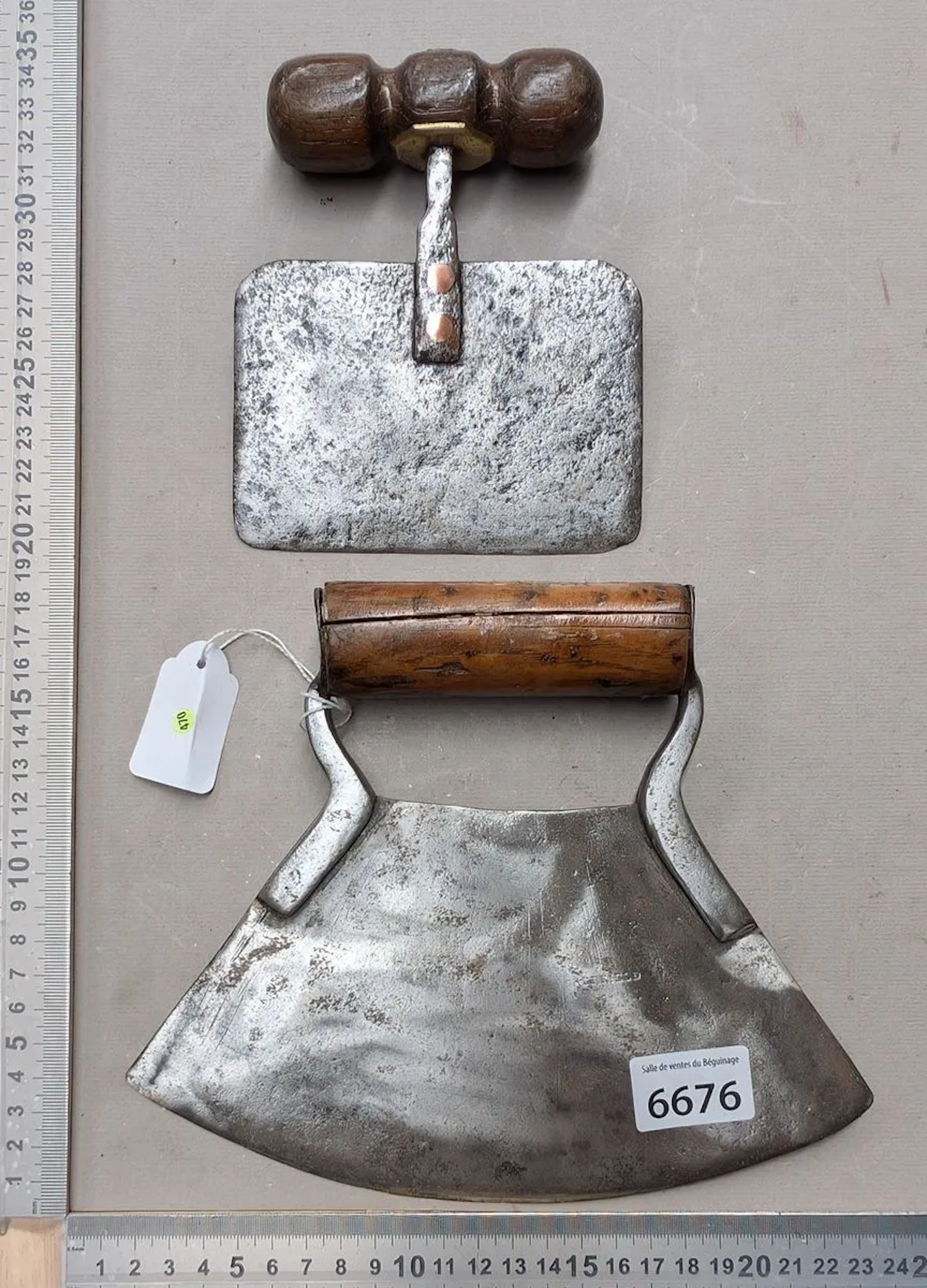 2 antique wrought-iron vegetable cutters (kitchen) - See photos for