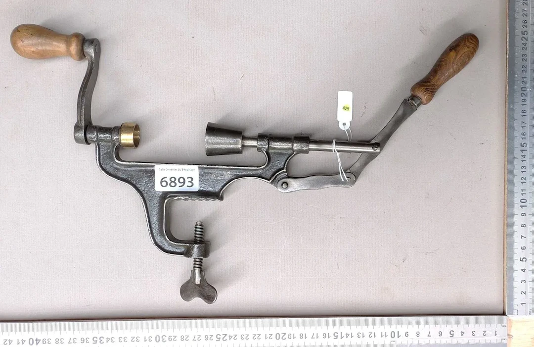 1 antique 19th-century cartridge-setter—see photos for dimensions and condition