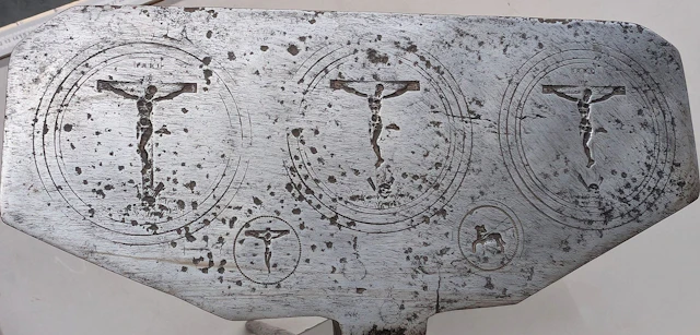 Antique communion wafer iron—see photos for dimensions and condition