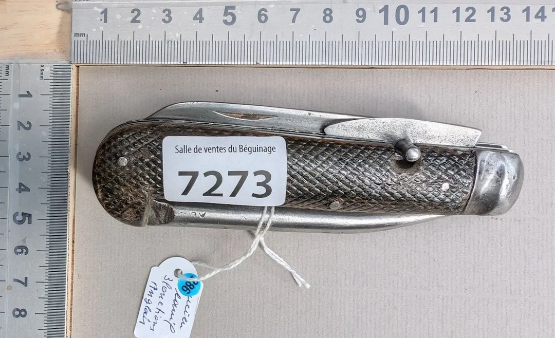 1 antique English knife—see photos for dimensions and condition