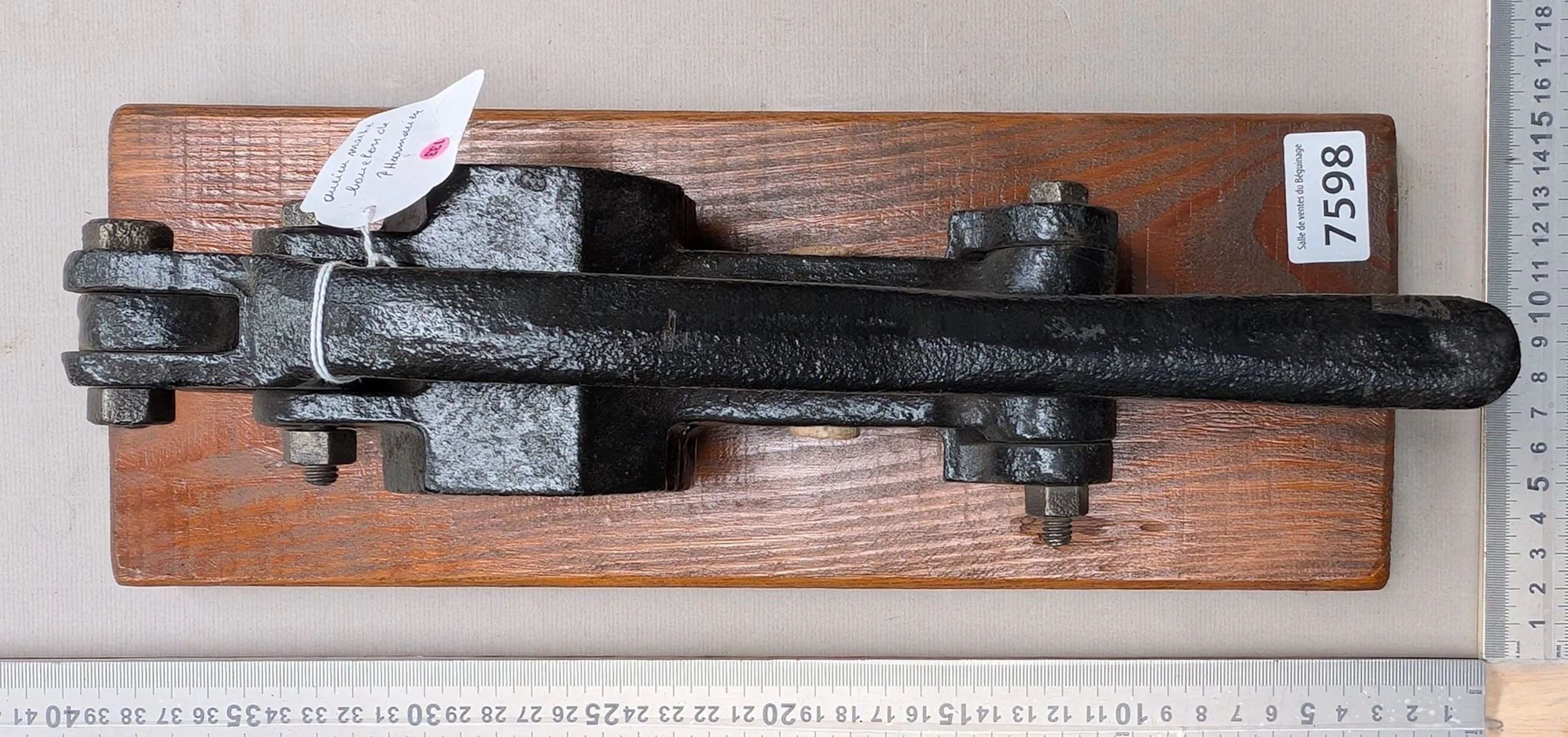 Vintage bottle stopper (PHARMACIST) - See photos for dimensions and condition