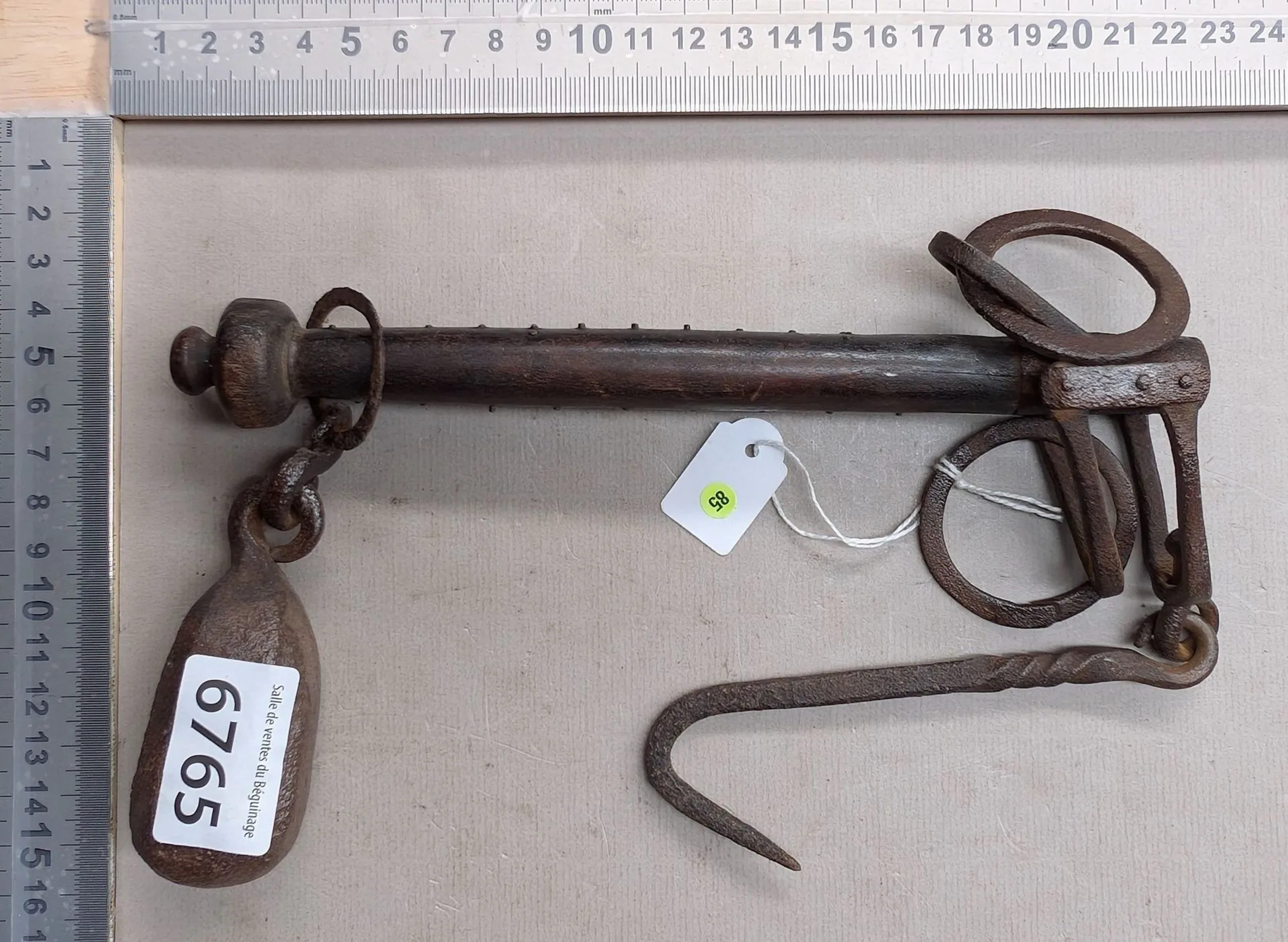 Antique 18th-century Roman-style scale—see photos for dimensions and condition