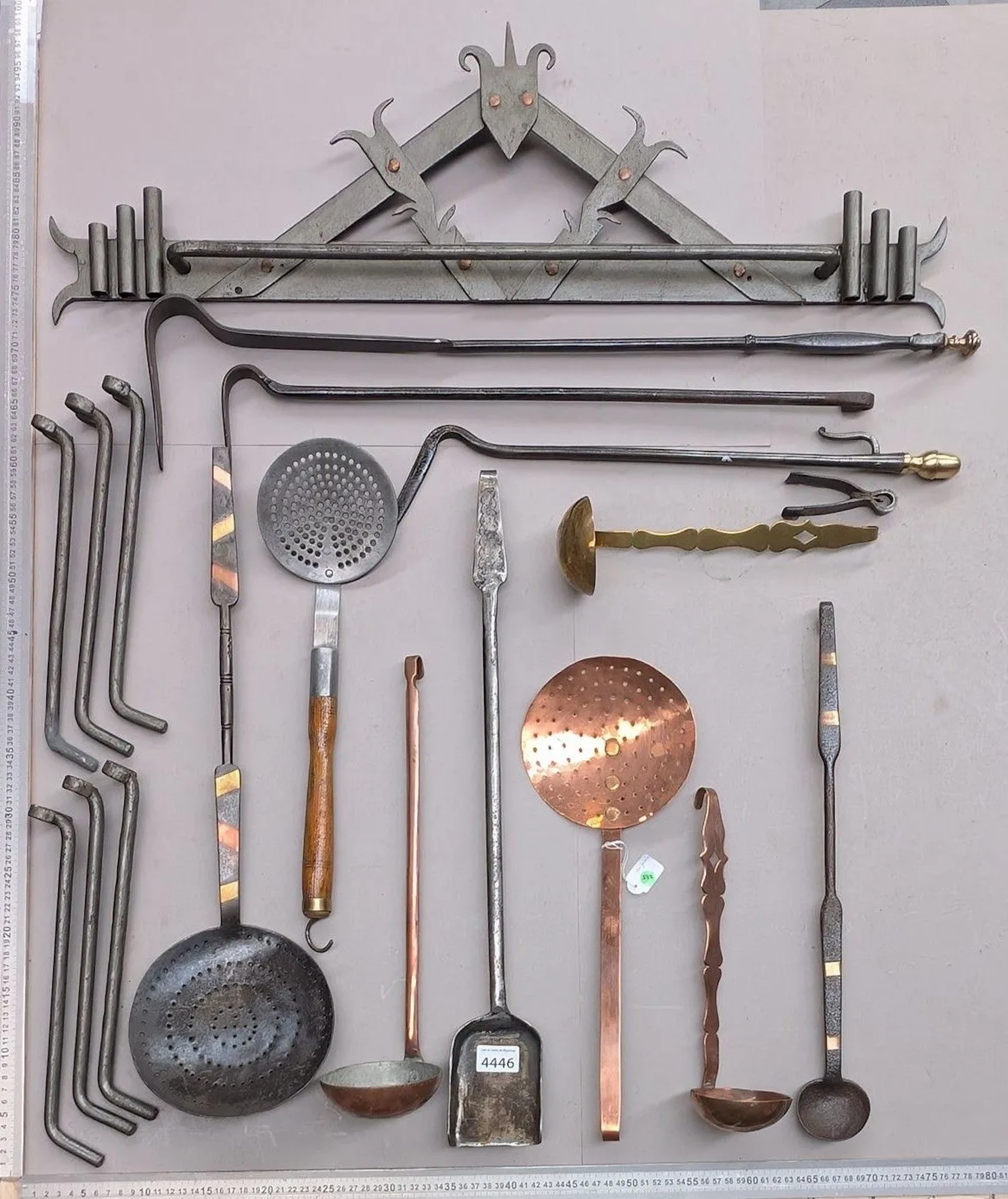 Antique kitchen utensils - See photos for dimensions and condition