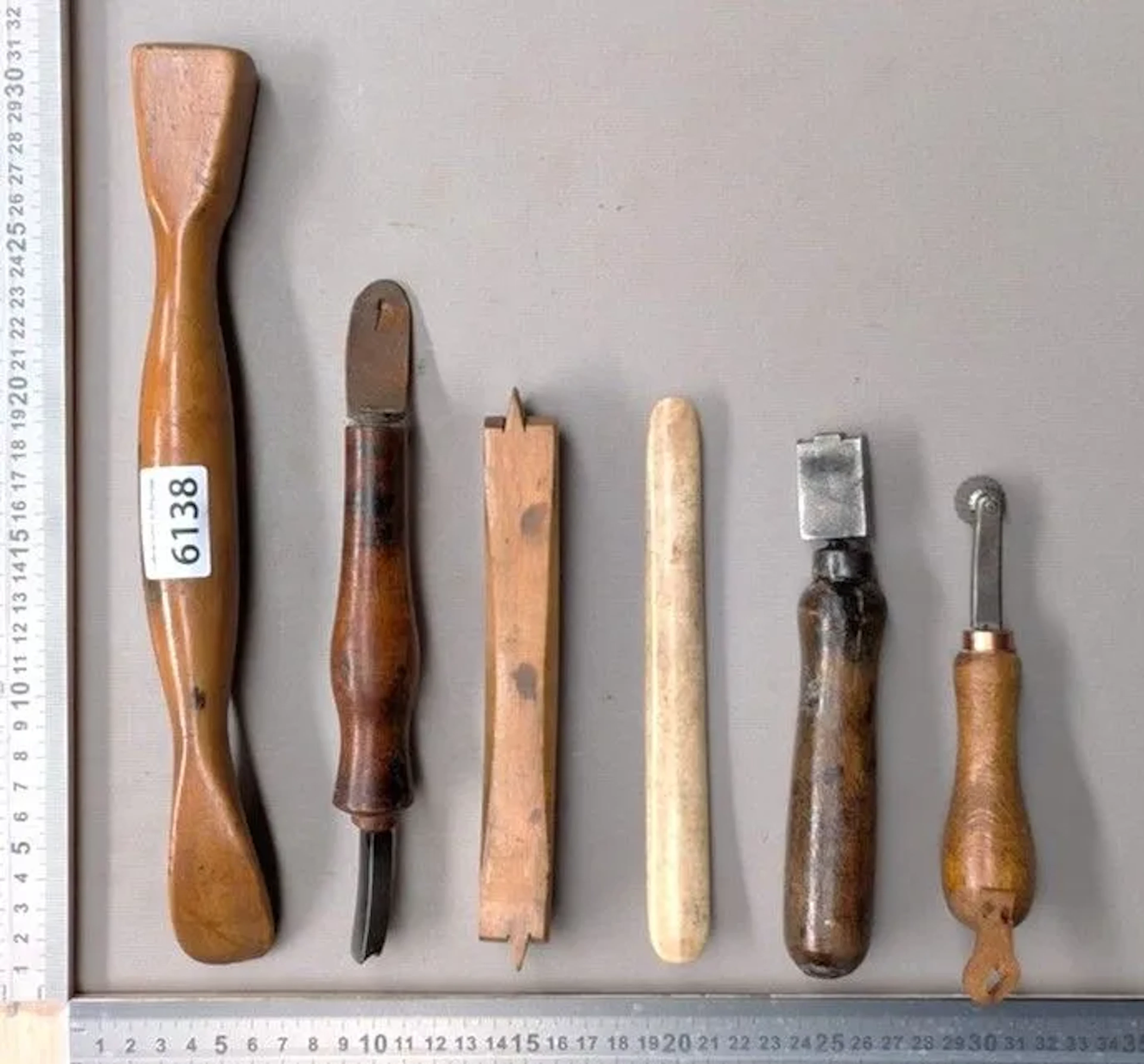 6 antique shoemaker's tools—see photos for dimensions and condition