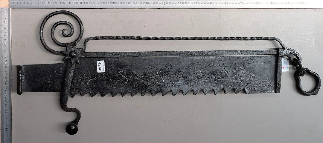 18th-century rack—see photos for dimensions and condition