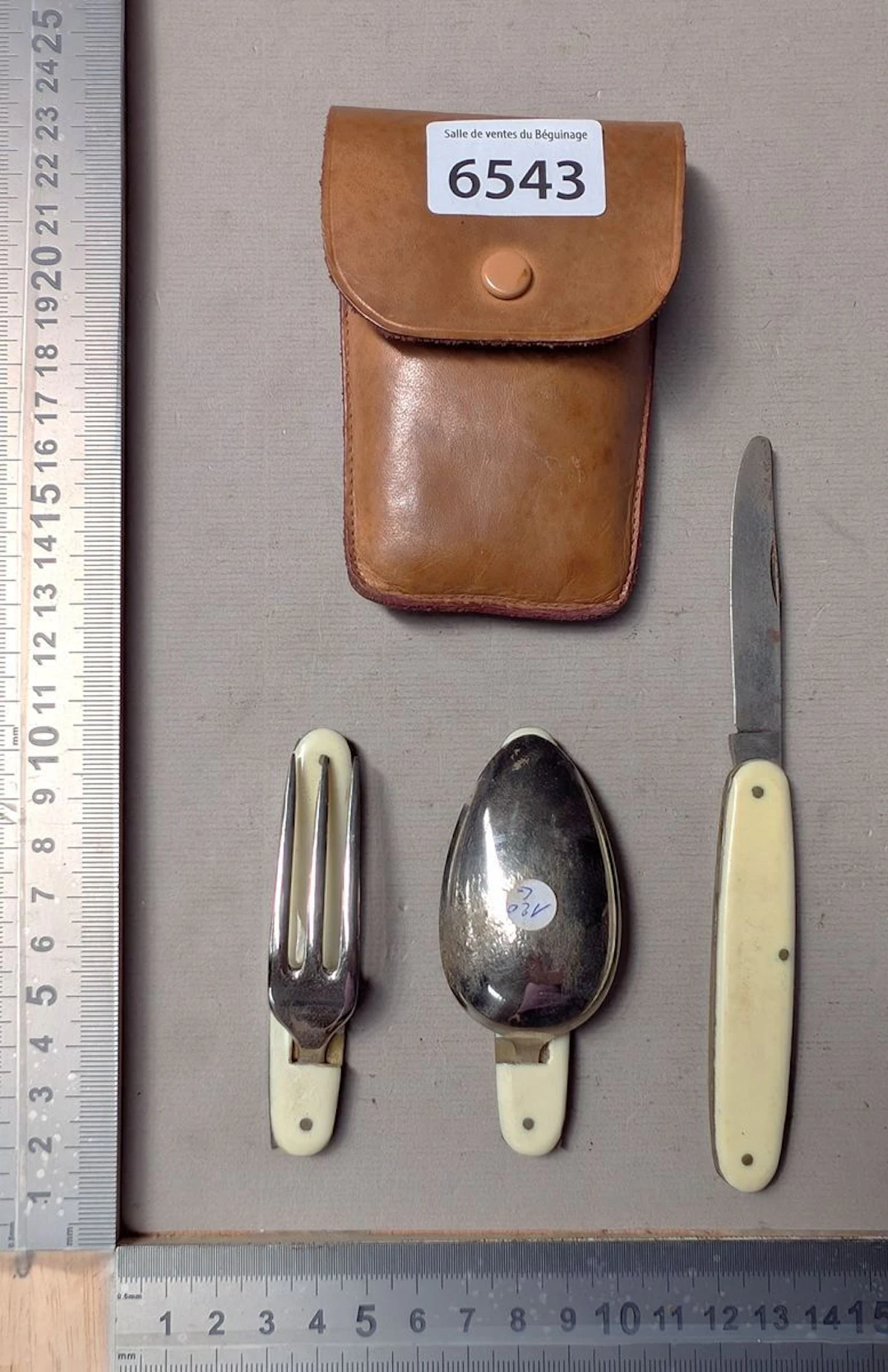 1 antique travel cutlery set (fork, knife, spoon) — See photos for