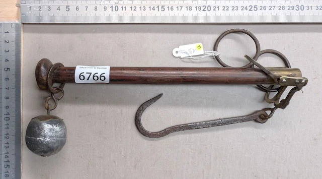 Antique 18th-century Roman-style scale—see photos for dimensions and condition