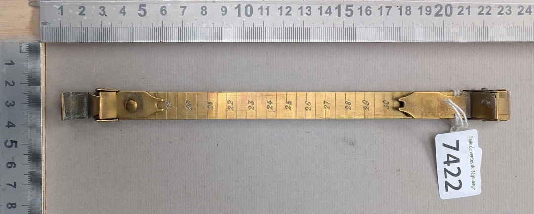 1 antique brass pedimeter, circa 1800—see photos for dimensions and condition