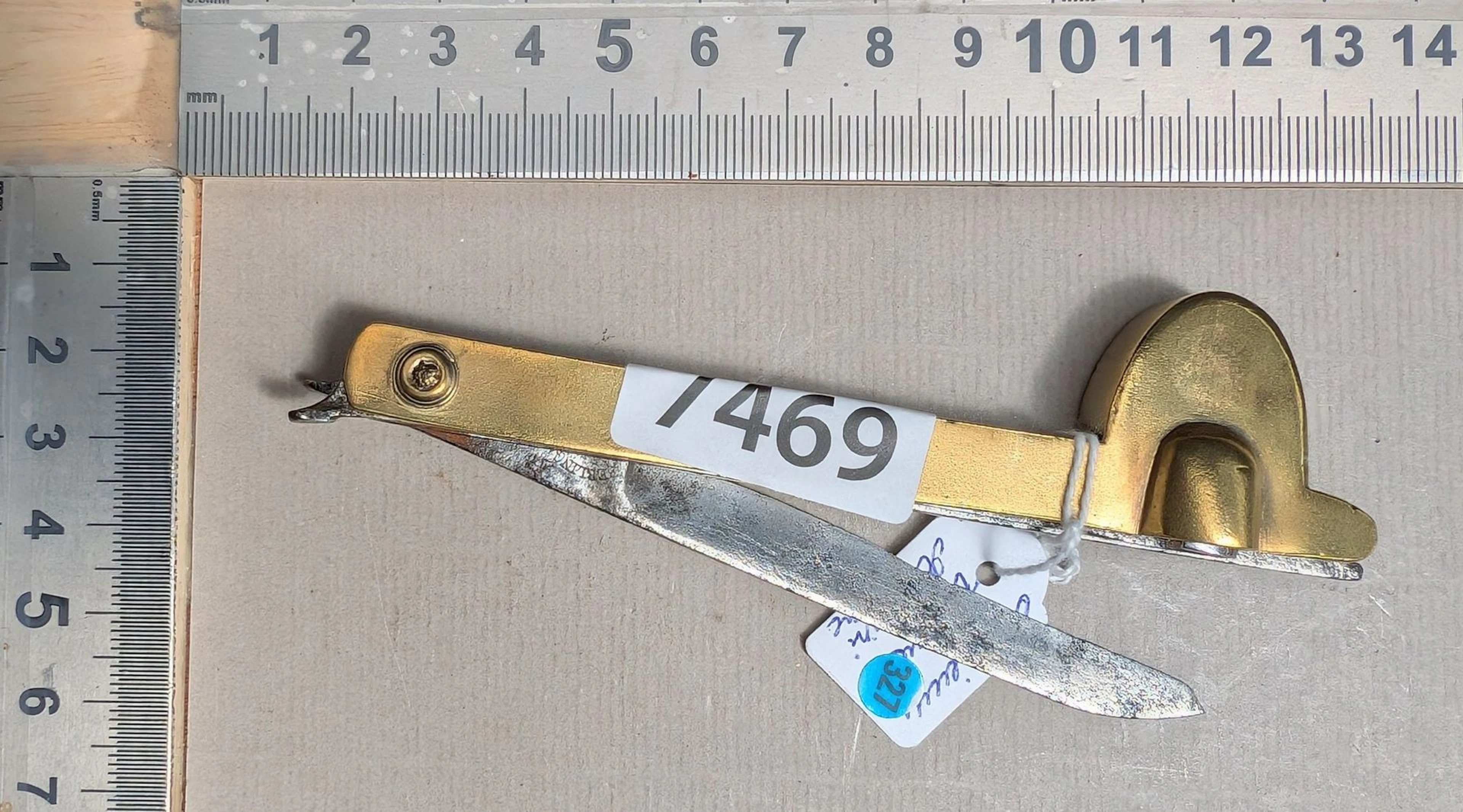 1 veterinary burner with 4 blades + brass - See photos for dimensions