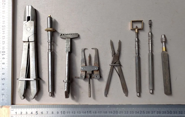 8 watchmaker's tools—see photos for dimensions and condition