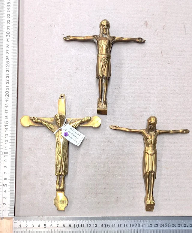 3 Bronze Christ Statue - See photos for dimensions and condition