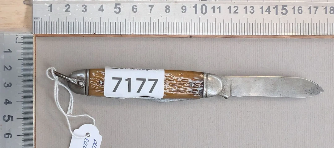 Antique 4-blade pocket knife - See photos for dimensions and condition
