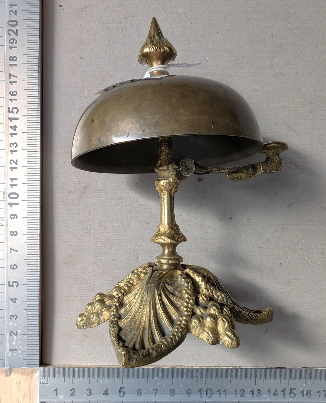 1 bronze counter bell—see photos for dimensions and condition