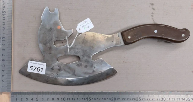 Antique meat grinder—see photos for dimensions and condition