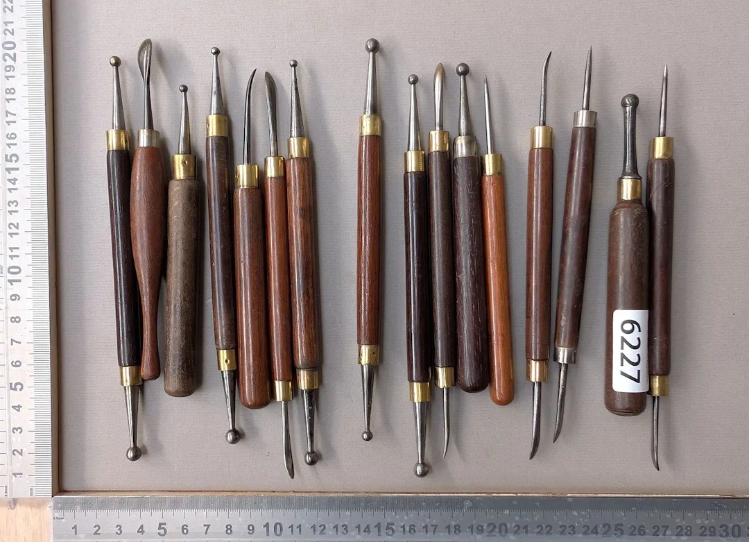 Set of 16 polishing tools—see photos for dimensions and condition