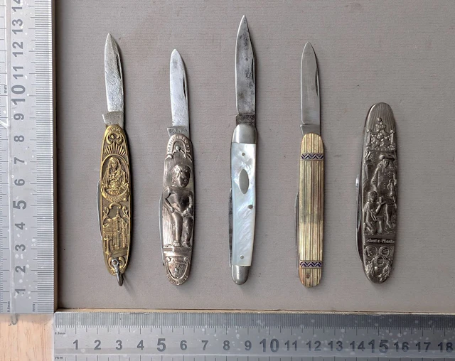 5 antique pocket knives—see photos for dimensions and condition