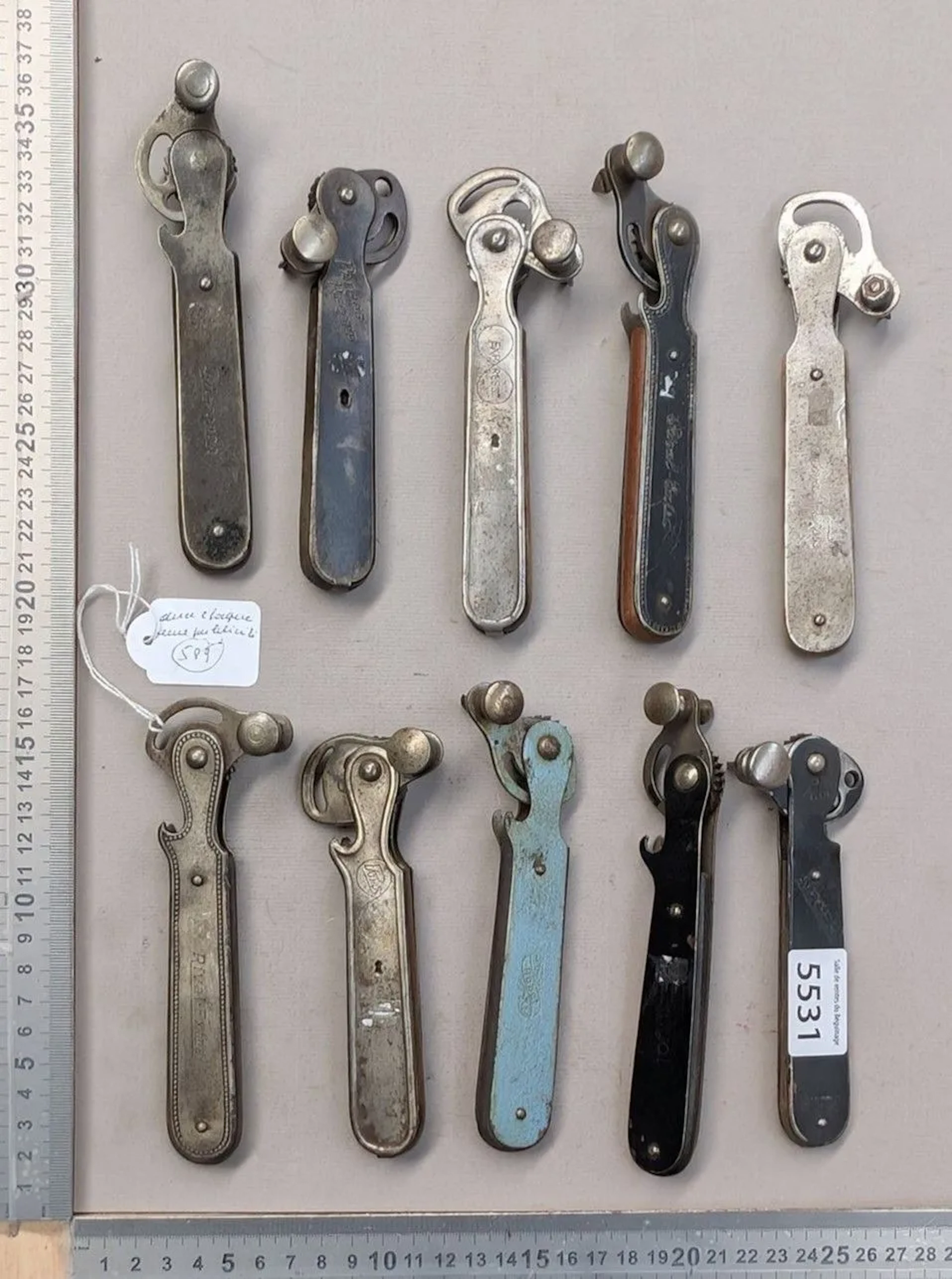 10 different vintage manual metal can openers; see hallmarks—see photos