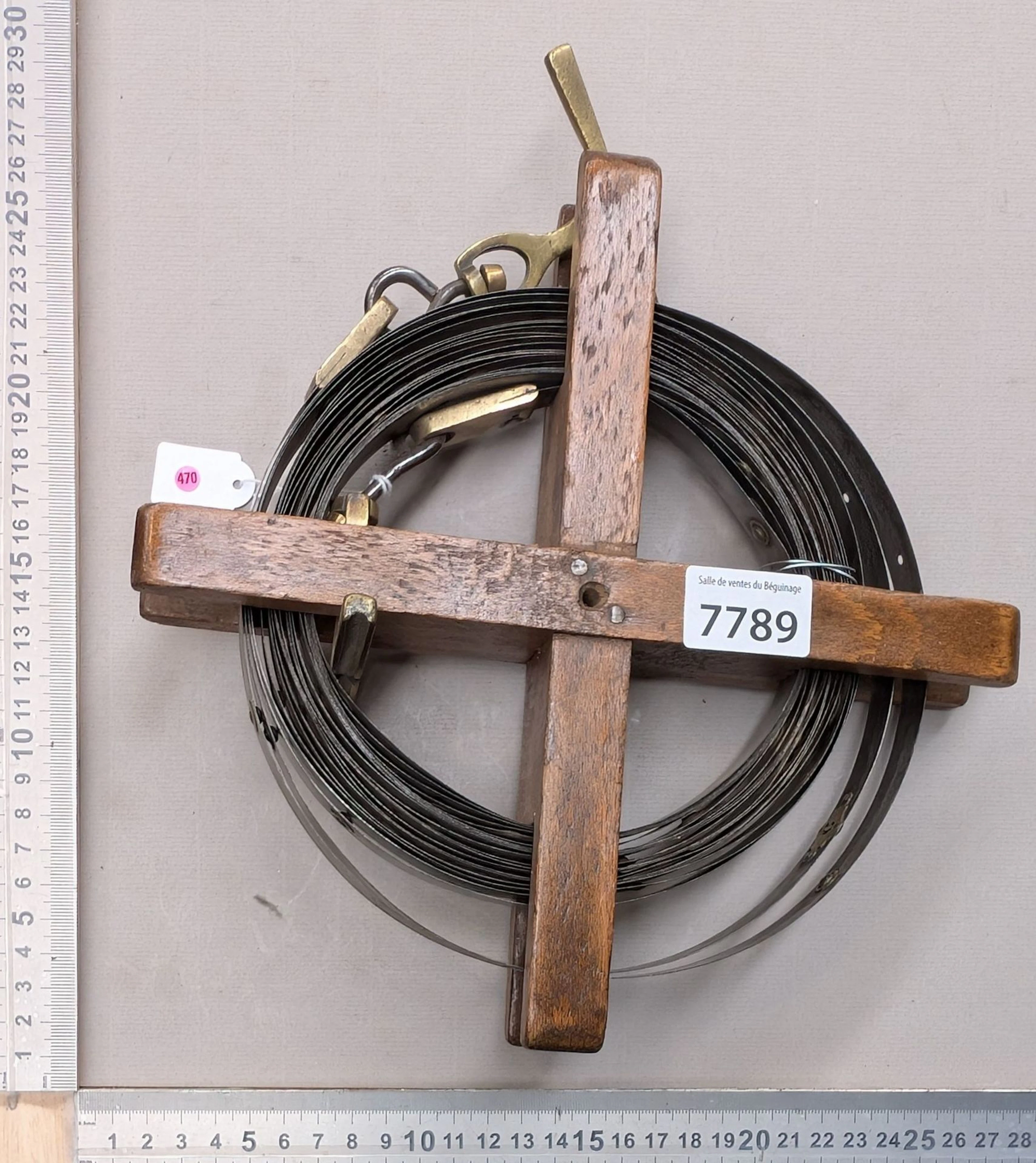 Vintage steel measuring tape - See photos for dimensions and condition
