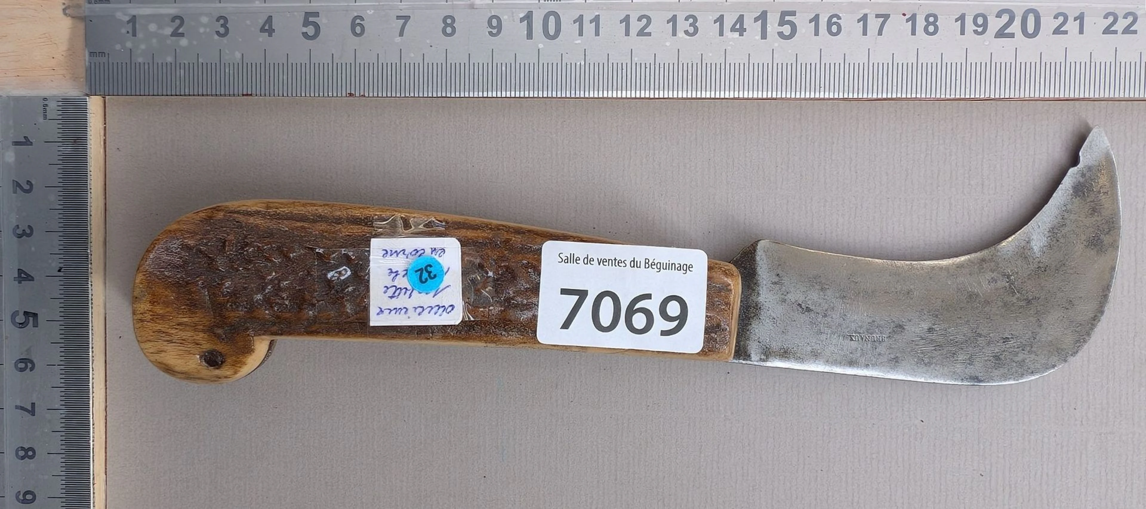 Antique pruning knife with a horn handle (folding) - See photos for
