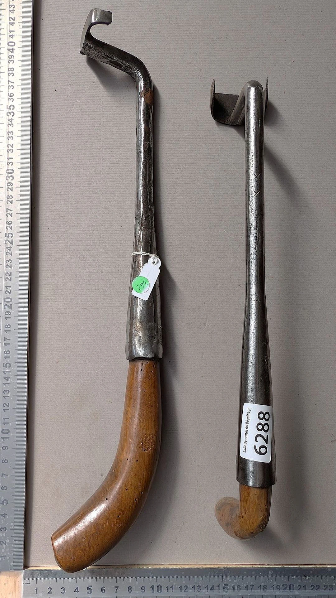 2 cobbler's tools (shoe press) - See photos for dimensions and condition