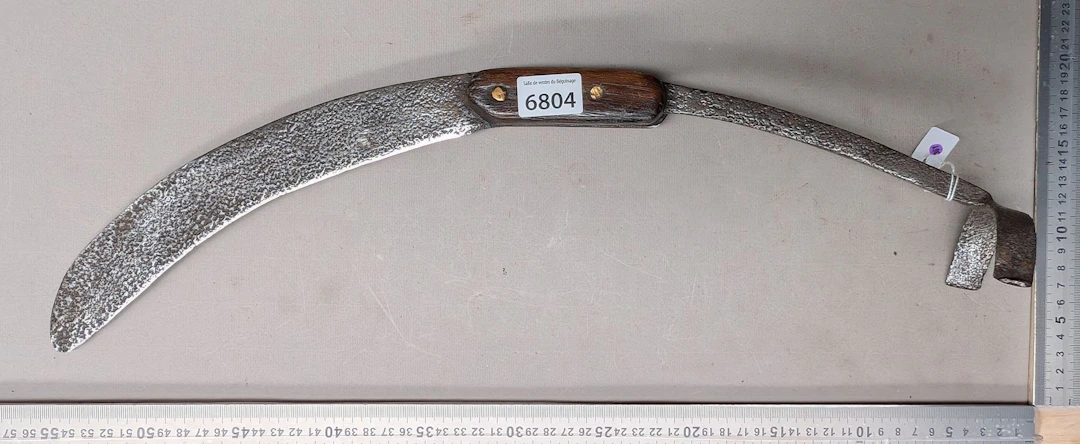 1 antique farm bread knife—see photos for dimensions and condition