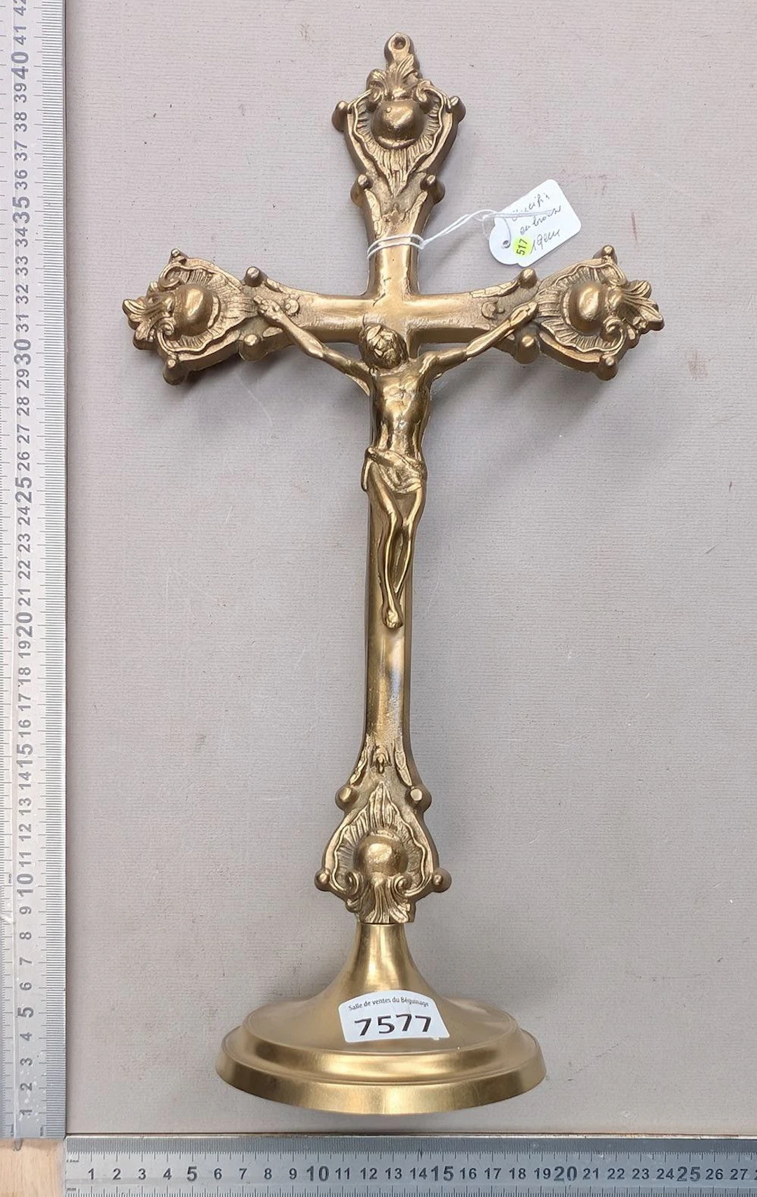 Antique bronze crucifix - See photos for dimensions and condition