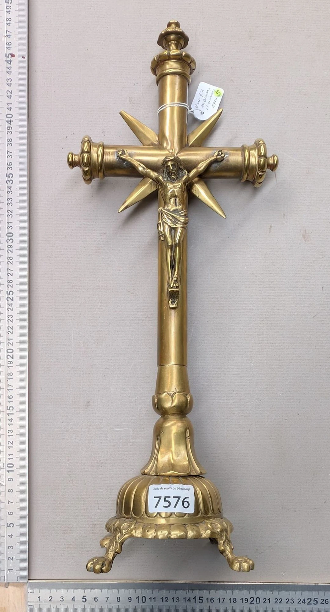 Antique bronze crucifix - See photos for dimensions and condition