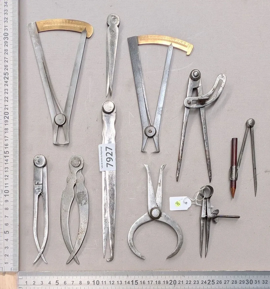 1 set of 10 different compasses—see photos for dimensions and condition