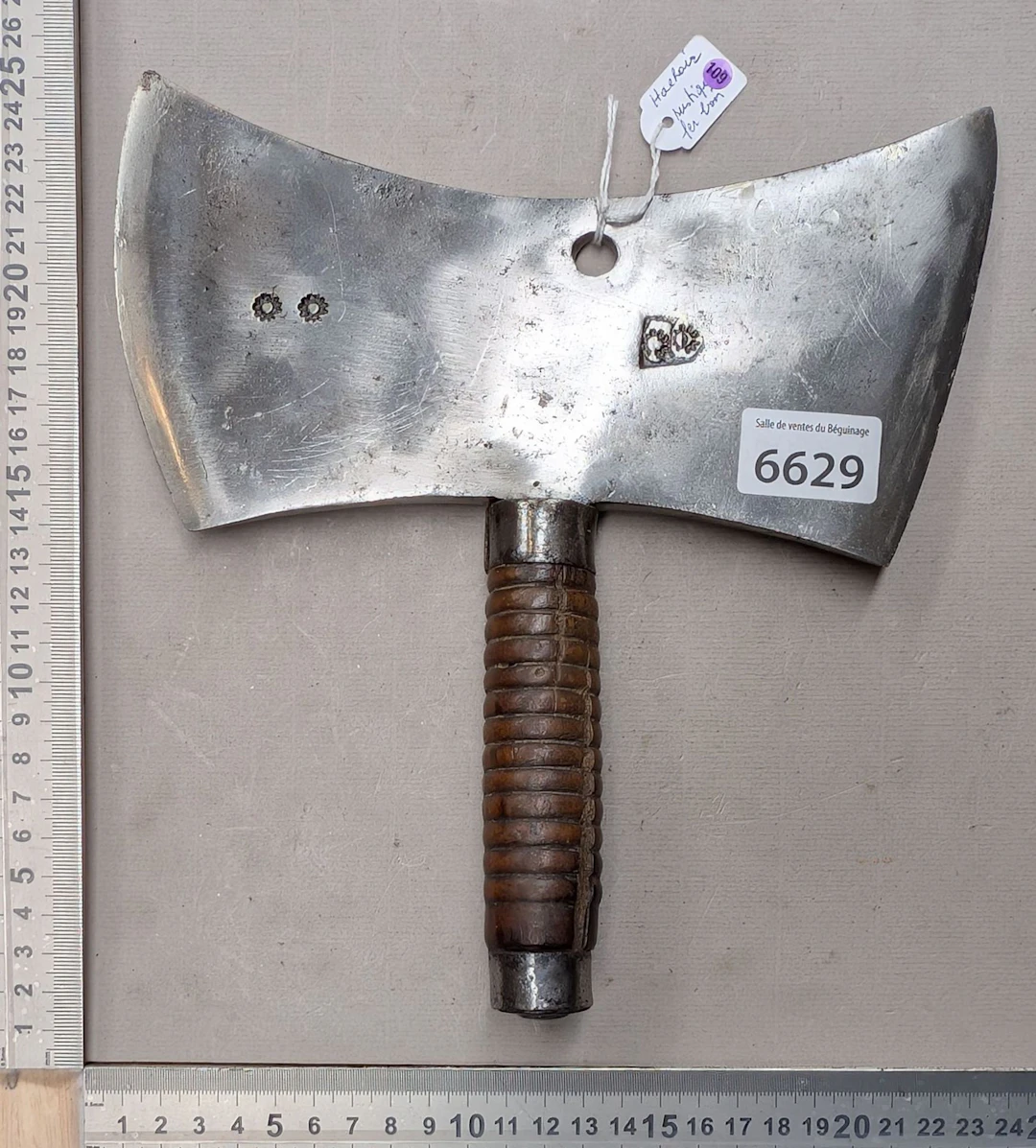 Antique 17th-century steel cleaver - See photos for dimensions and condition