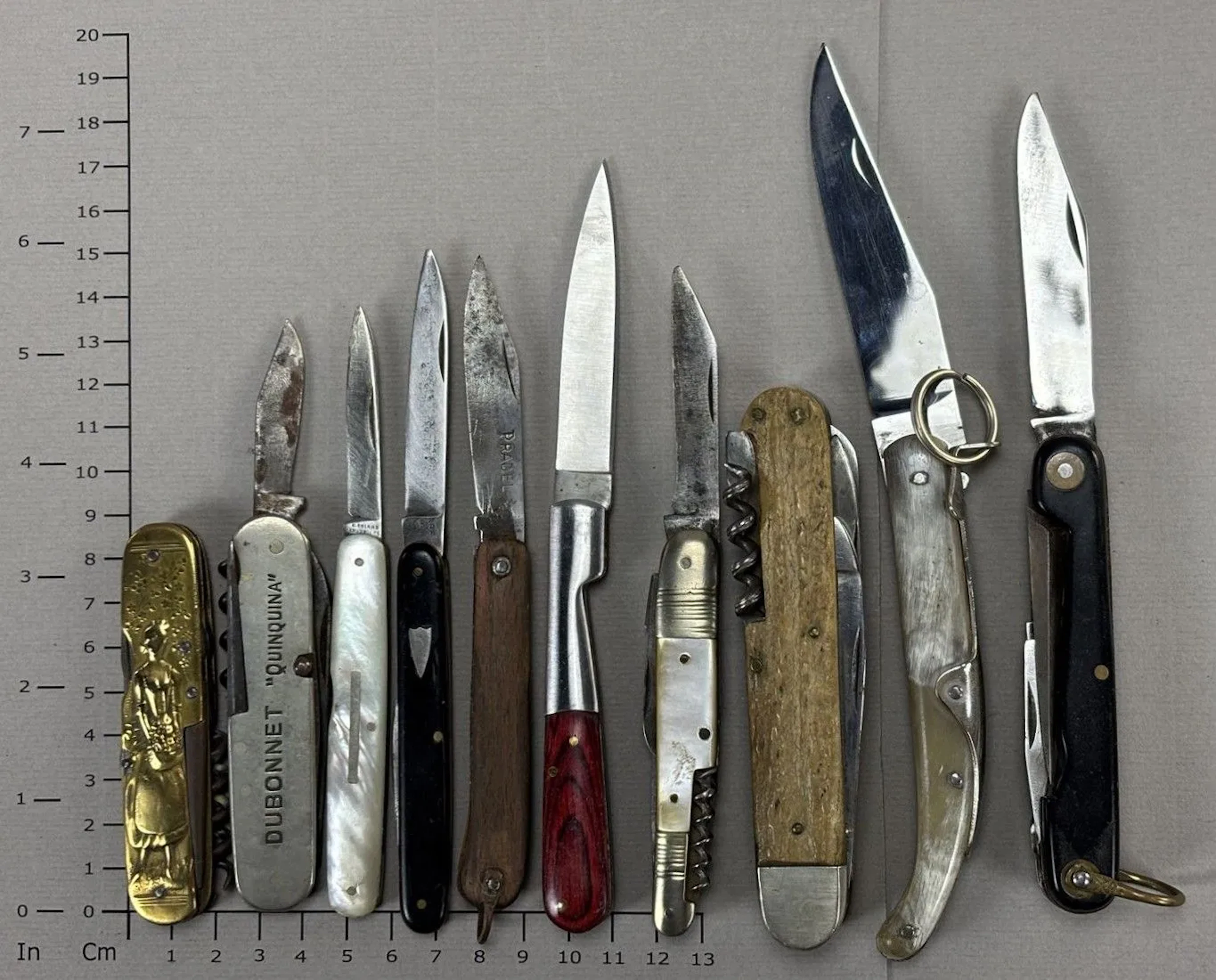 Set of antique knives or pocket knives—see photos for dimensions and condition