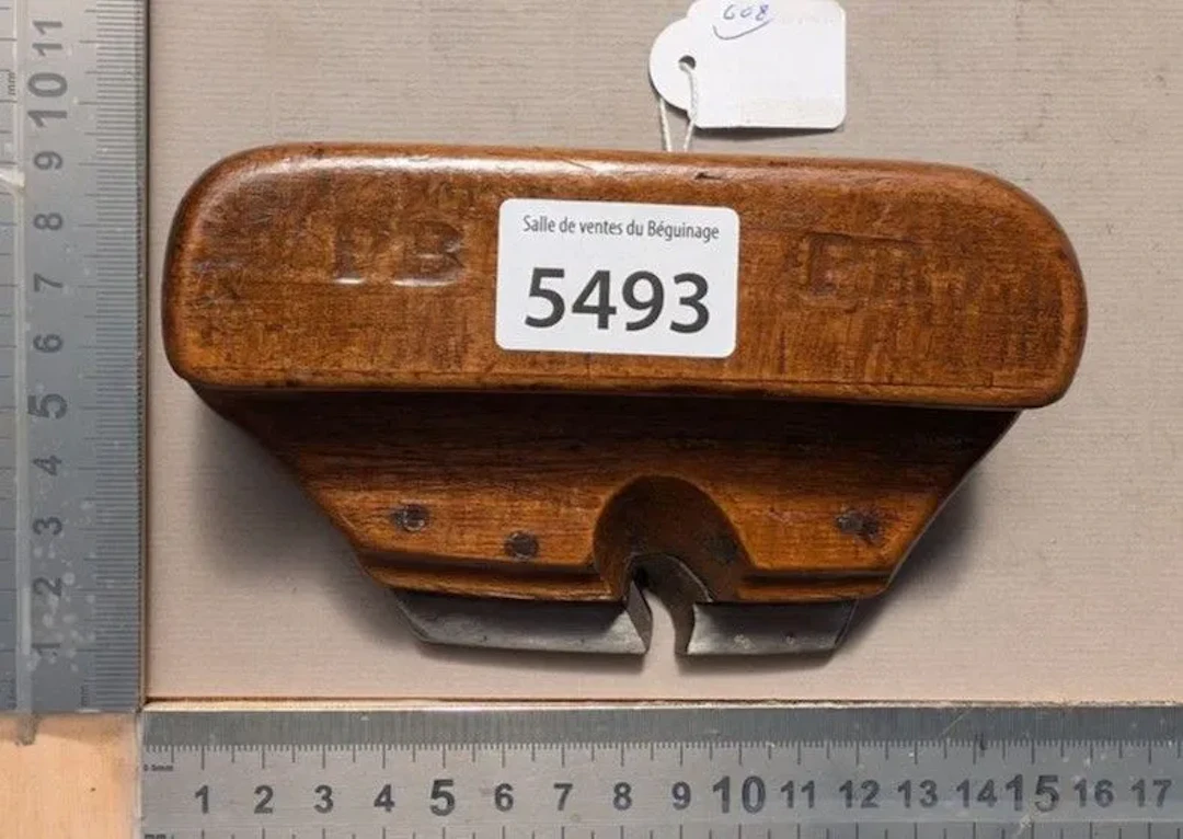Antique specialty plane with two blades, semicircular groove, 1880–1900