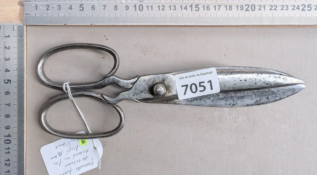 Large pair of wrought-iron scissors, A. LUNEVILLE, 18th century—see