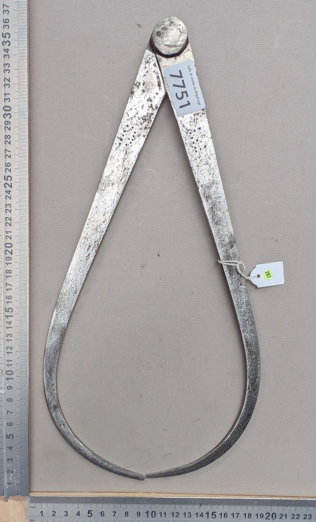 Antique thickness gauge—see photos for dimensions and condition