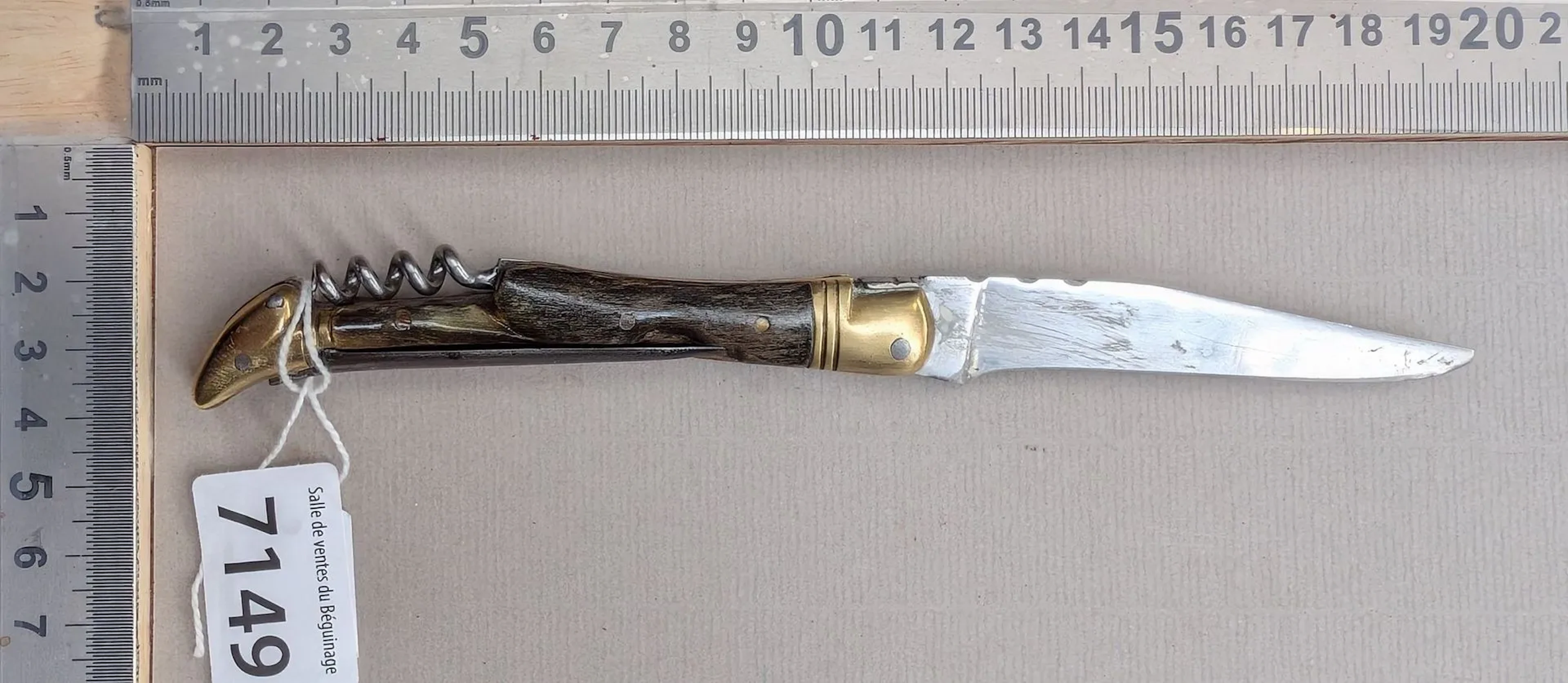 Vintage LAGUIOLE pocket knife—see photos for dimensions and condition