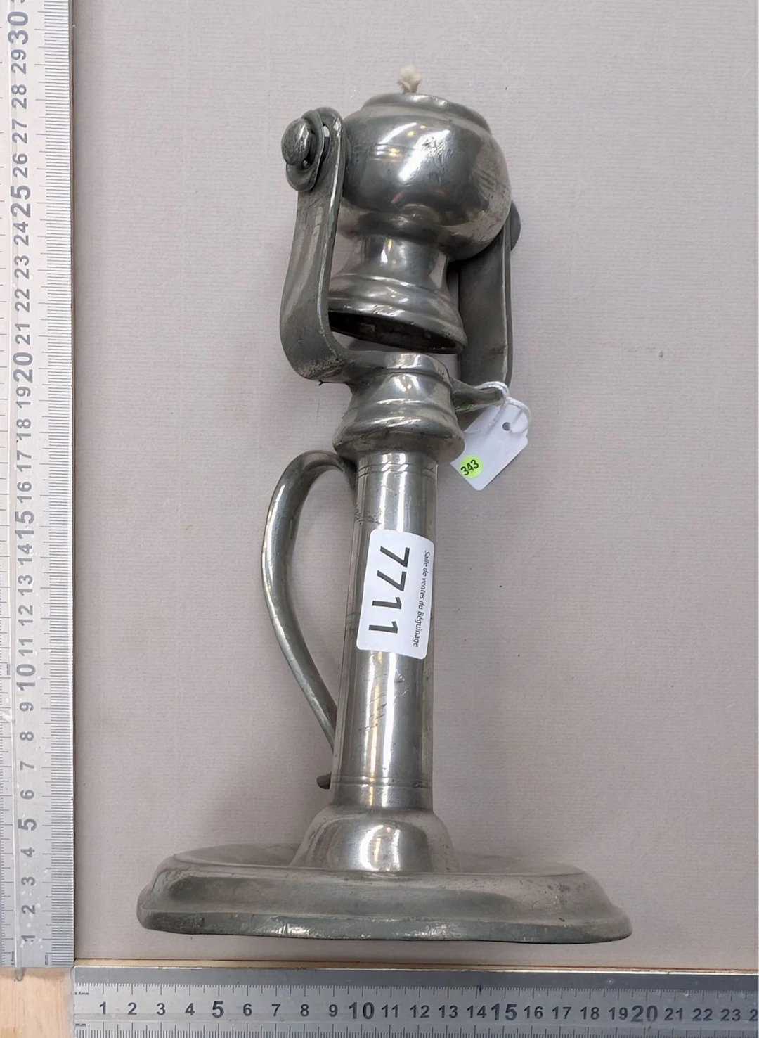 Antique pewter oil lamp - See photos for dimensions and condition