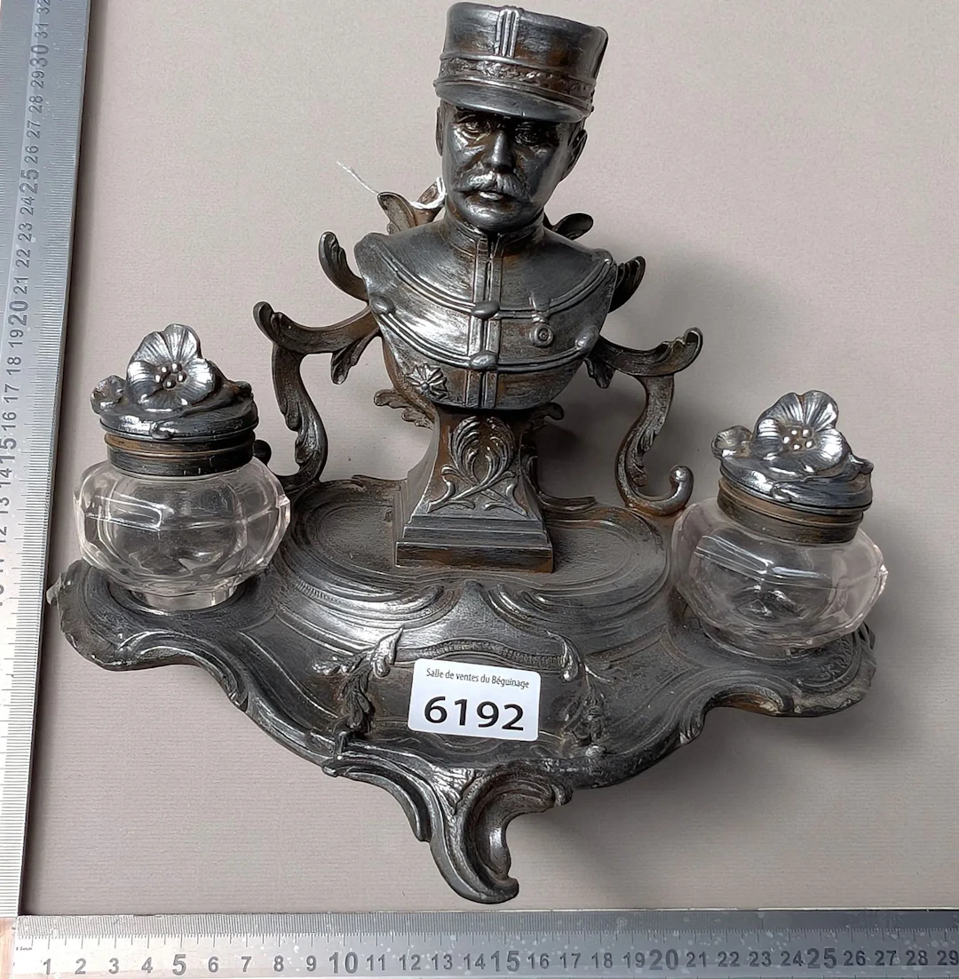 Double inkwell - See photos for dimensions and condition
