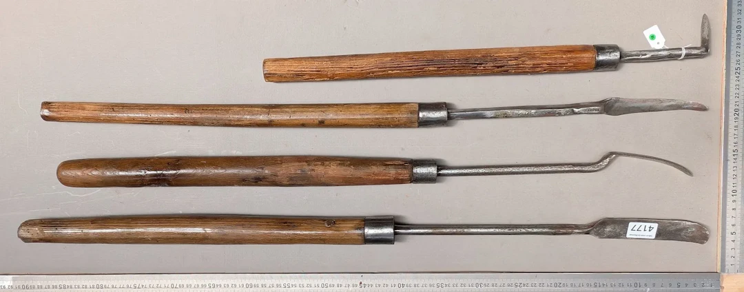 4 cobbler's tools—see photos for dimensions and condition