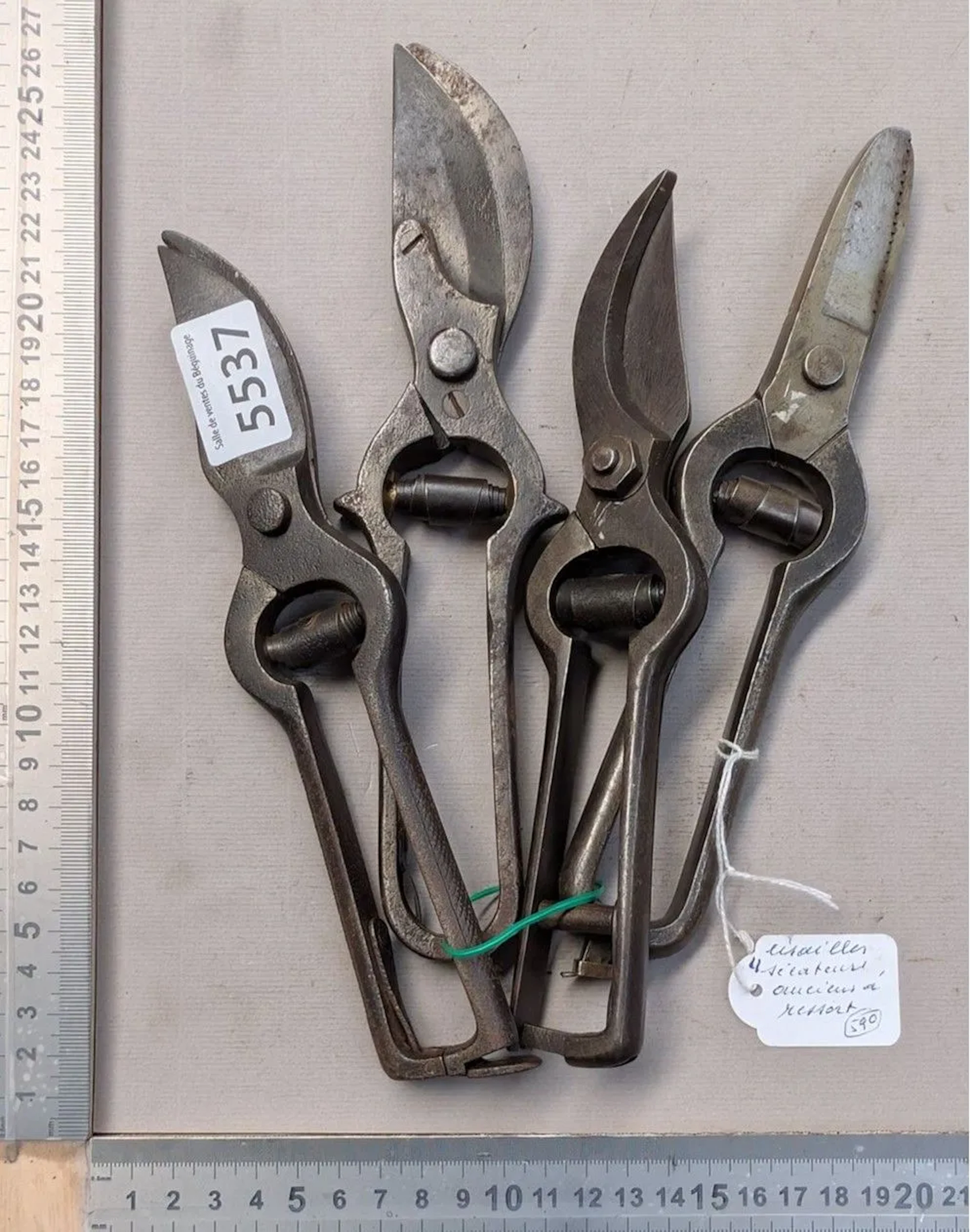 5 Vintage pruning shears - See photos for dimensions and condition