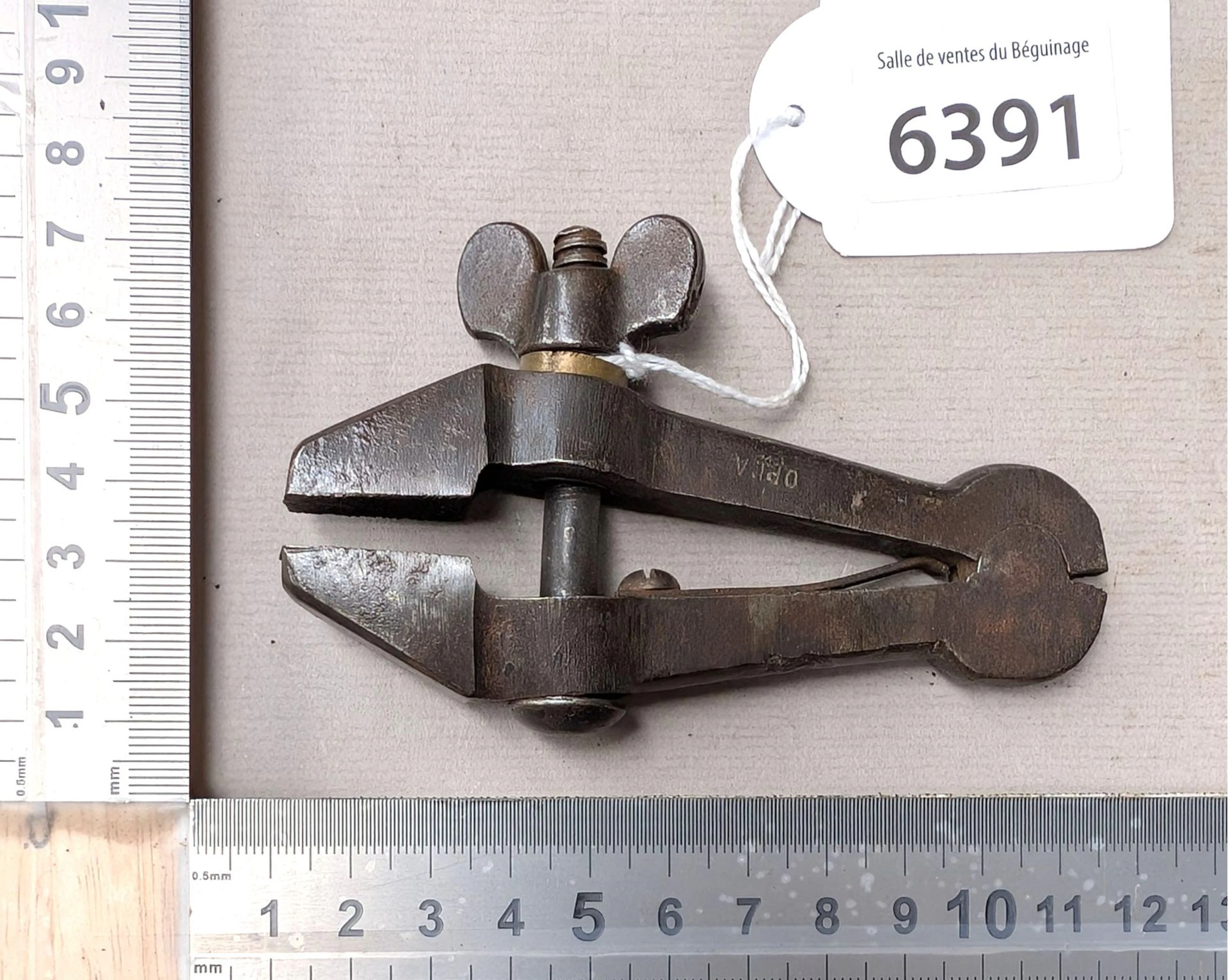 1 pair of wrought-iron watchmaker's hand vises—see photos for dimensions