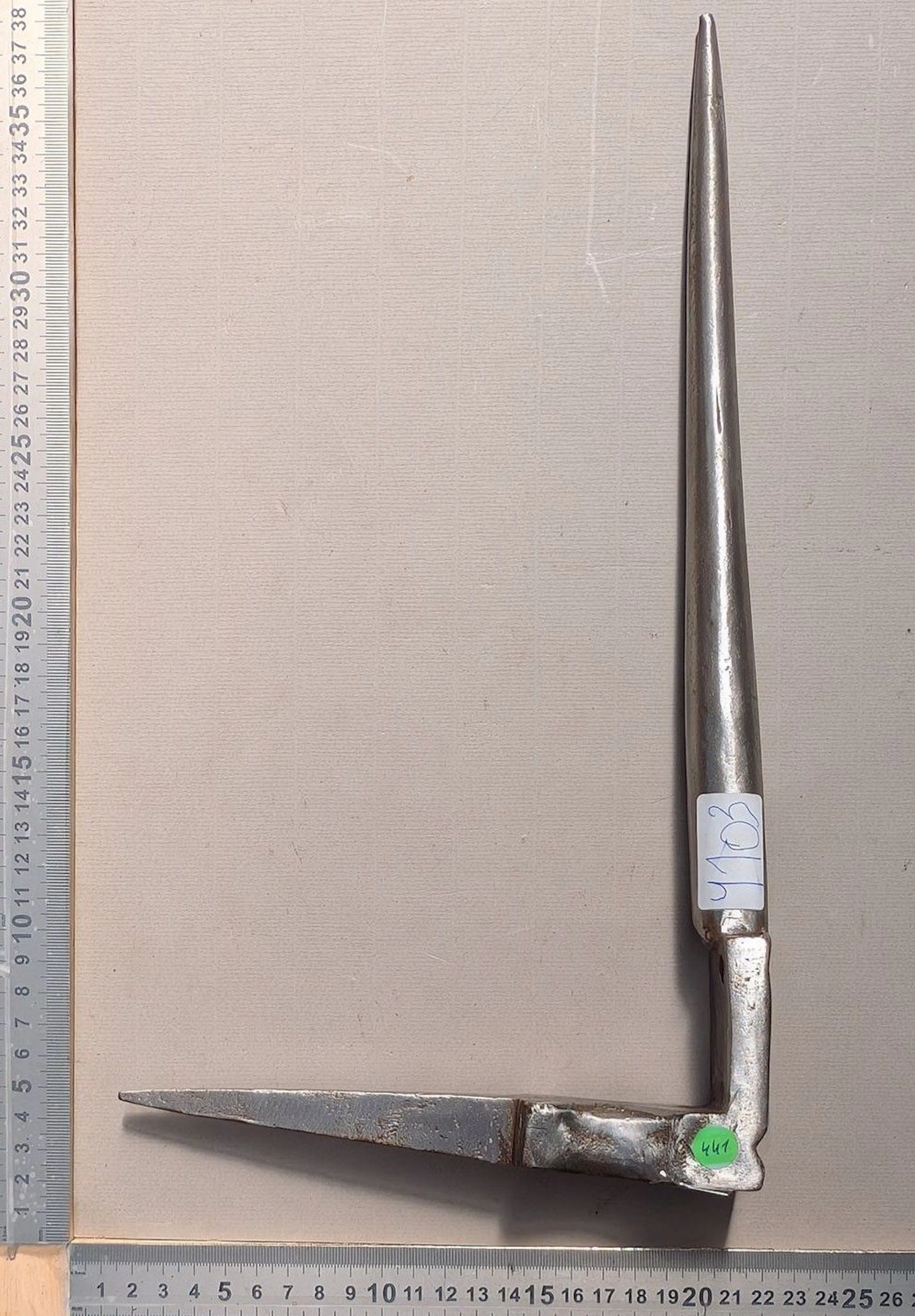 1 antique steel bigorne - See photos for dimensions and condition
